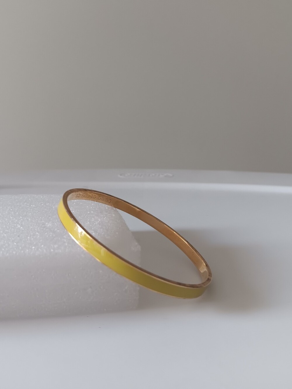 Kate Spade So Far So Good Enamel Bangle Bracelet Yellow Gold 2.5"